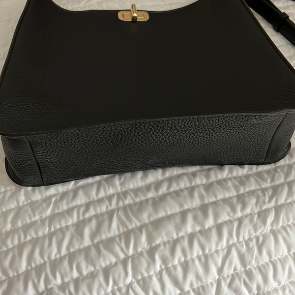 Michael Kors Black Sullivan North/South Messenger - Picture 7 of 10